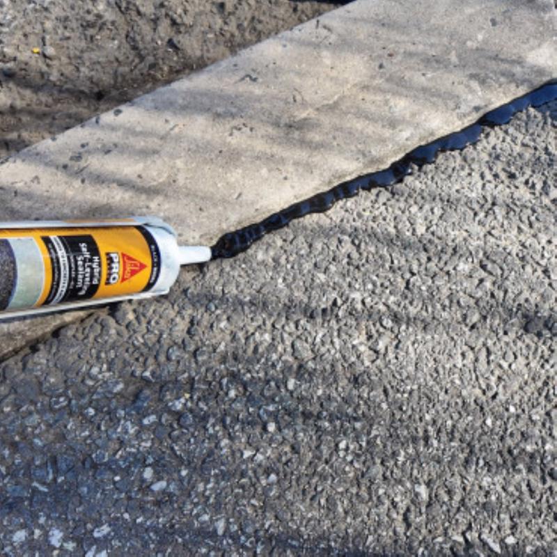 Sika Black Polyurethane Self-Leveling Sealant 9 oz, Pack of 12