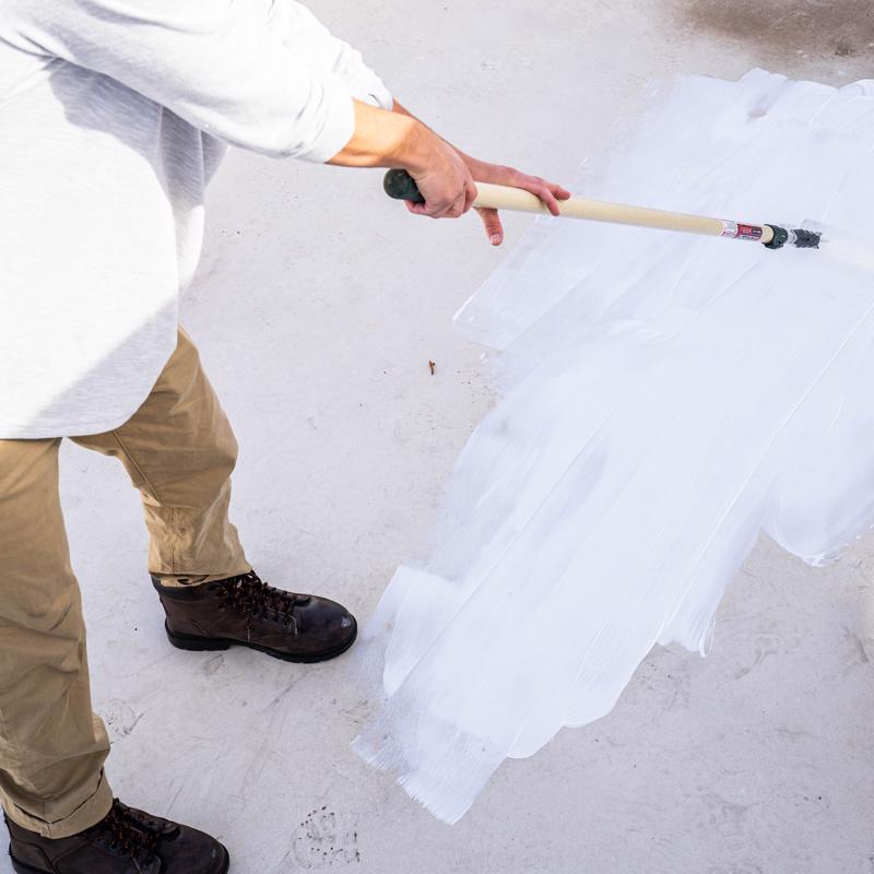 AMES Maximum Stretch Bright White Acrylic Elastomeric Roof Coating