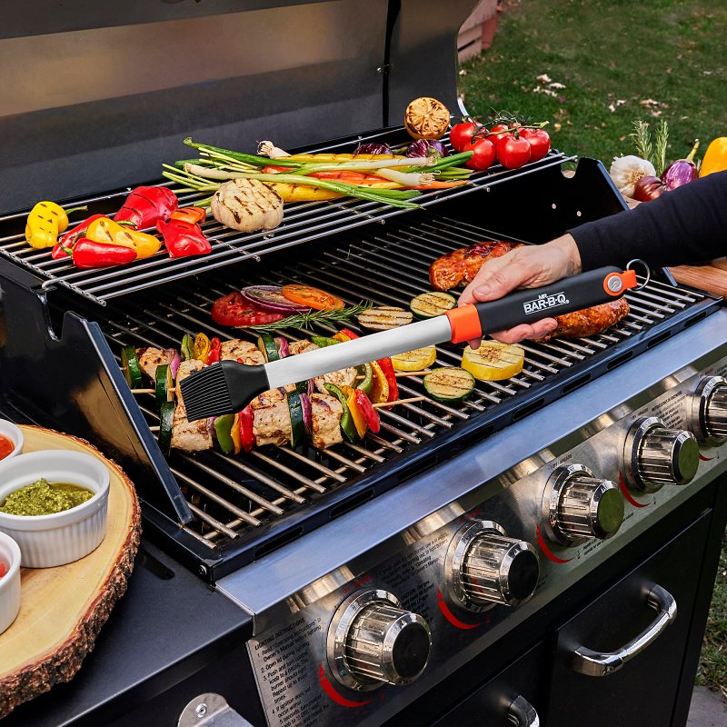 Mr. BAR-B-Q 20173Y Deluxe Grill Baster, Silicone Bristle, TPR Handle, Non-Slip Handle