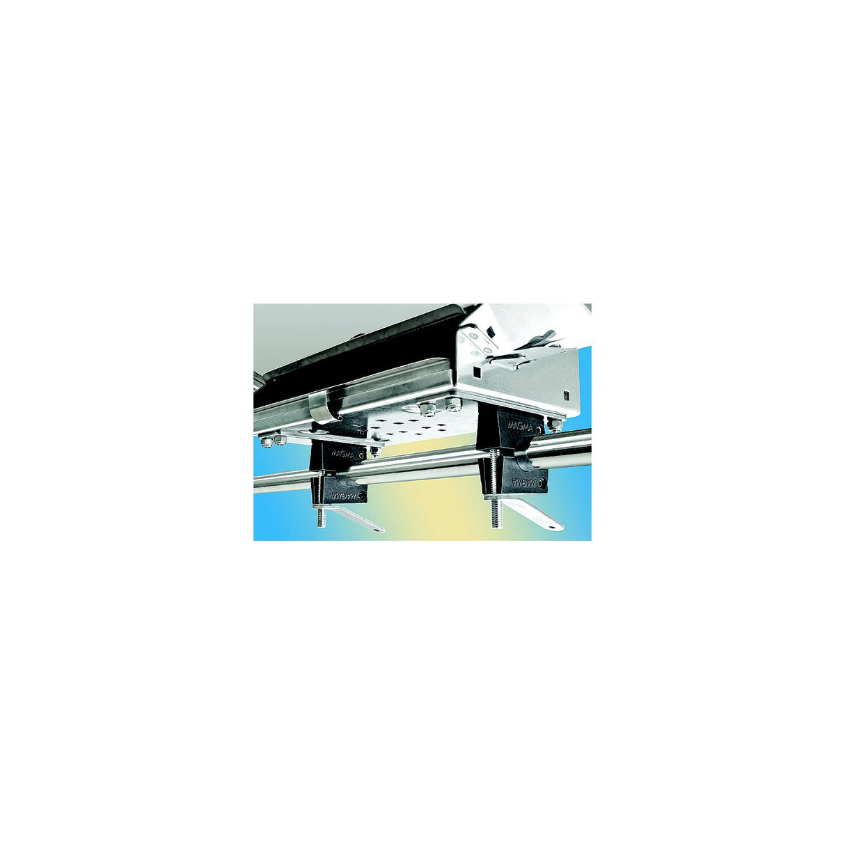 Magma ″Dual″ Horizontal Round Rail (HD) Mount For all ChefsMate, Newport, Catalina, Monterey and Dual Mount Tables