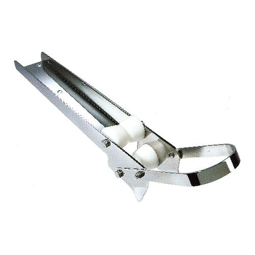 Pivoting Bow Roller - Fluke Style