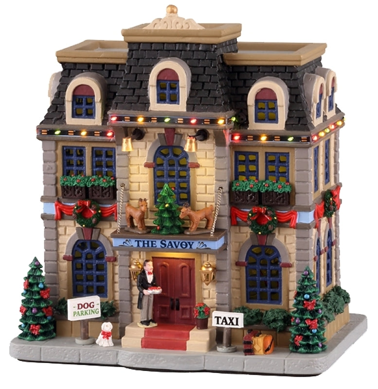 Lemax 15737 Christmas at the Savoy, 4.5 V Figurine