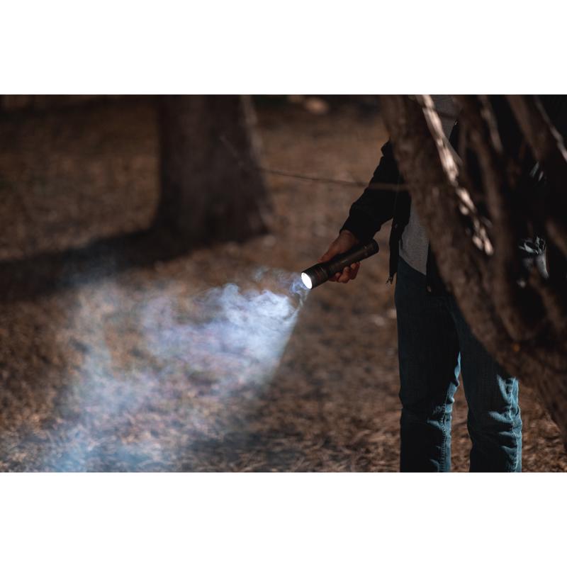 NEBO Newton 1000 lm Black LED Flashlight AA Battery