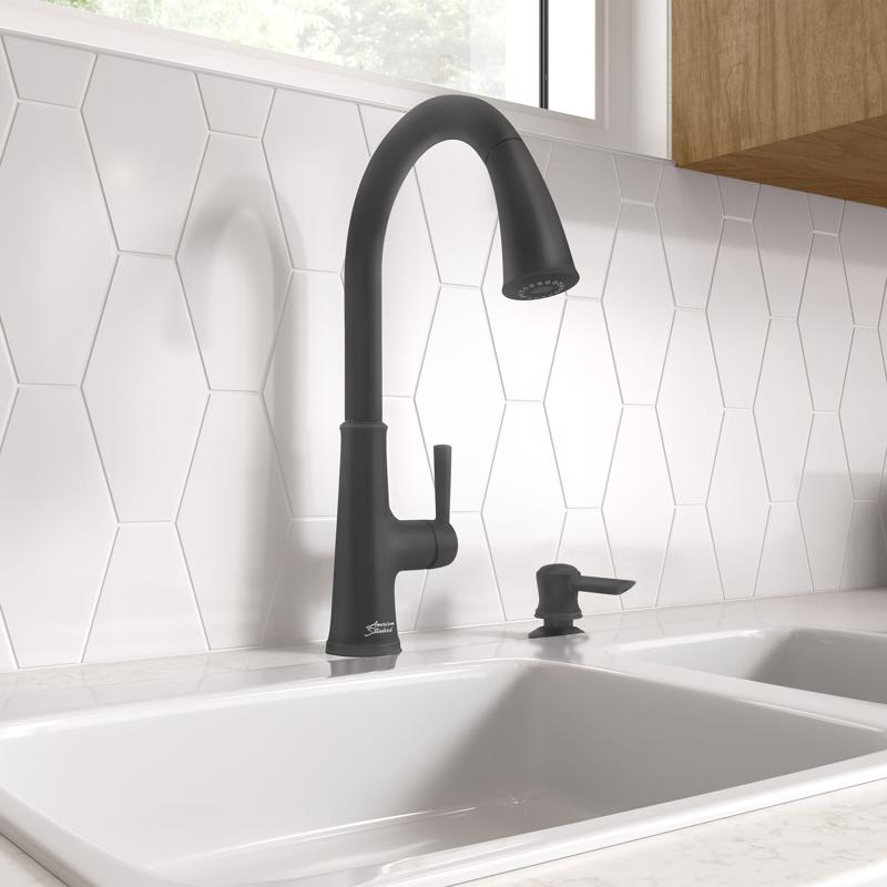 American Standard Maven One Handle Matte Black Pull-Down Kitchen Faucet