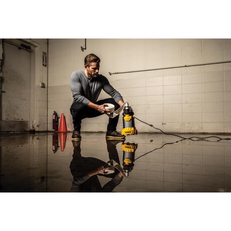 DeWalt 1/3 HP 3600 gph Aluminum Switchless Switch Bottom AC Submersible Utility Pump