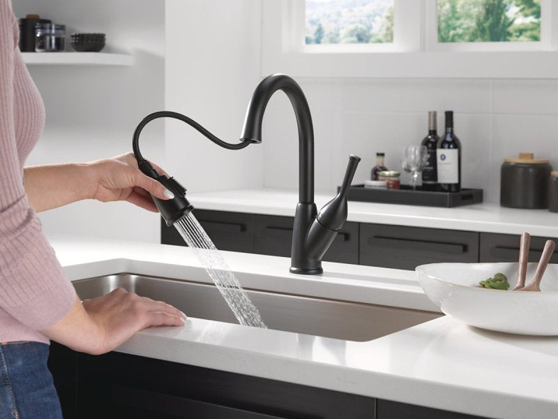 Delta Classic Series 19810-BL-DST Kitchen Faucet, 1.8 gpm, 1-Faucet Handle, 1, 3-Faucet Hole, Matte Black, ADA Compliant