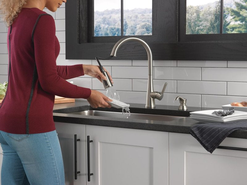 Delta Greydon Series 19826Z-SPSD-DST Pull-Down Kitchen Faucet, 1.8 gpm, 1-Faucet Handle, 1, 2, 3, 4-Faucet Hole