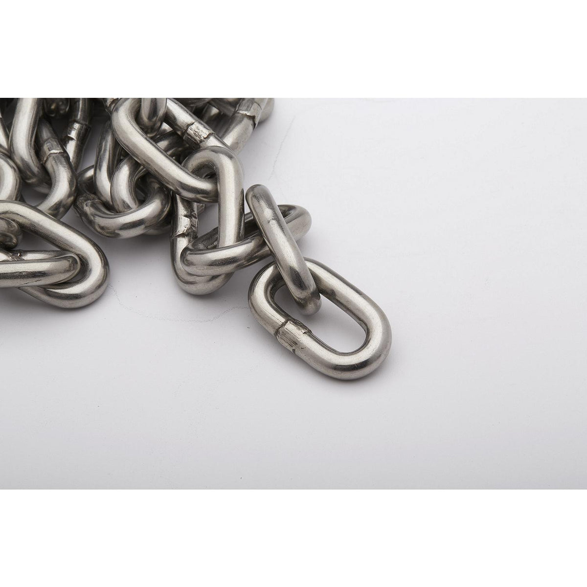 Seachoice 44143 Stainless Steel Anchor Lead Chain, 5/16″ x 5', 3/8″ Shackle