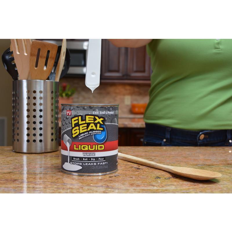 Flex Seal Family of Products Flex Seal White Liquid Rubber Sealant Coating 32 fl. oz., Pack of 6