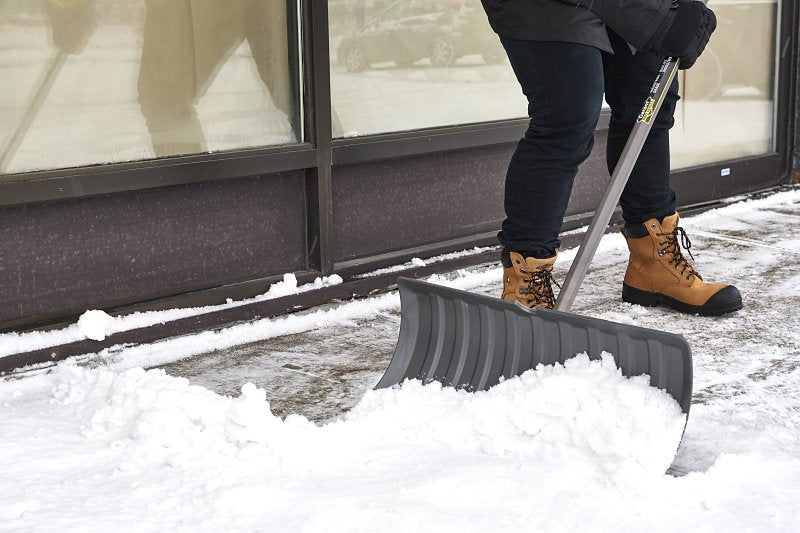 Garant GIPP26KDU Snow Pusher, 26 in W Blade, Polypropylene Blade, Gray