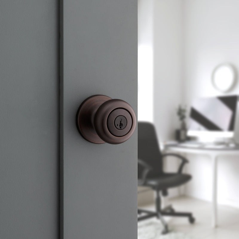 Kwikset 94002-956 Entry Door Lockset, Knob Handle, Venetian Bronze, Zinc, KW1, SC1 Keyway, Residential, 3 Grade