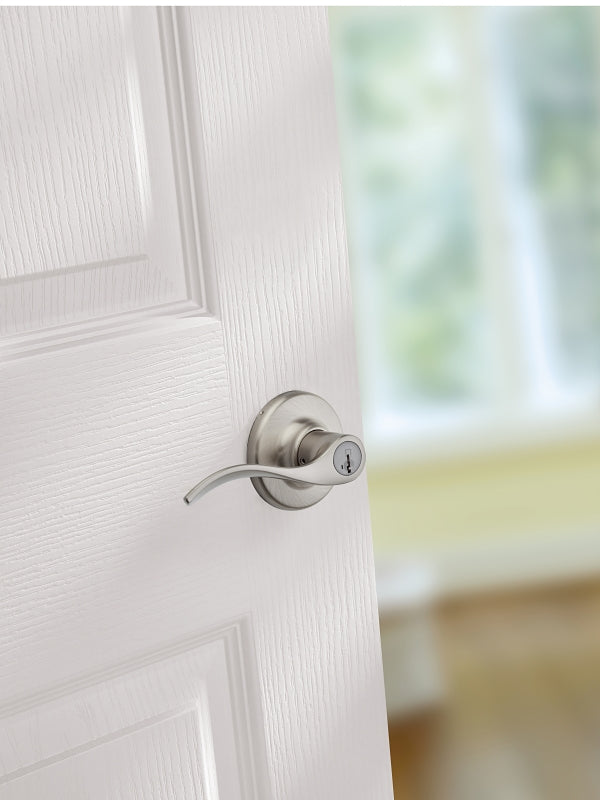 Kwikset 94050-673 Entry Door Lockset, Lever Handle, Satin Nickel, Zinc, KW1, SC1 Keyway, Re-Key Technology: SmartKey