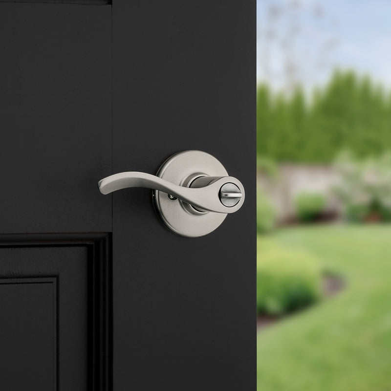 Kwikset 94050-673 Entry Door Lockset, Lever Handle, Satin Nickel, Zinc, KW1, SC1 Keyway, Re-Key Technology: SmartKey
