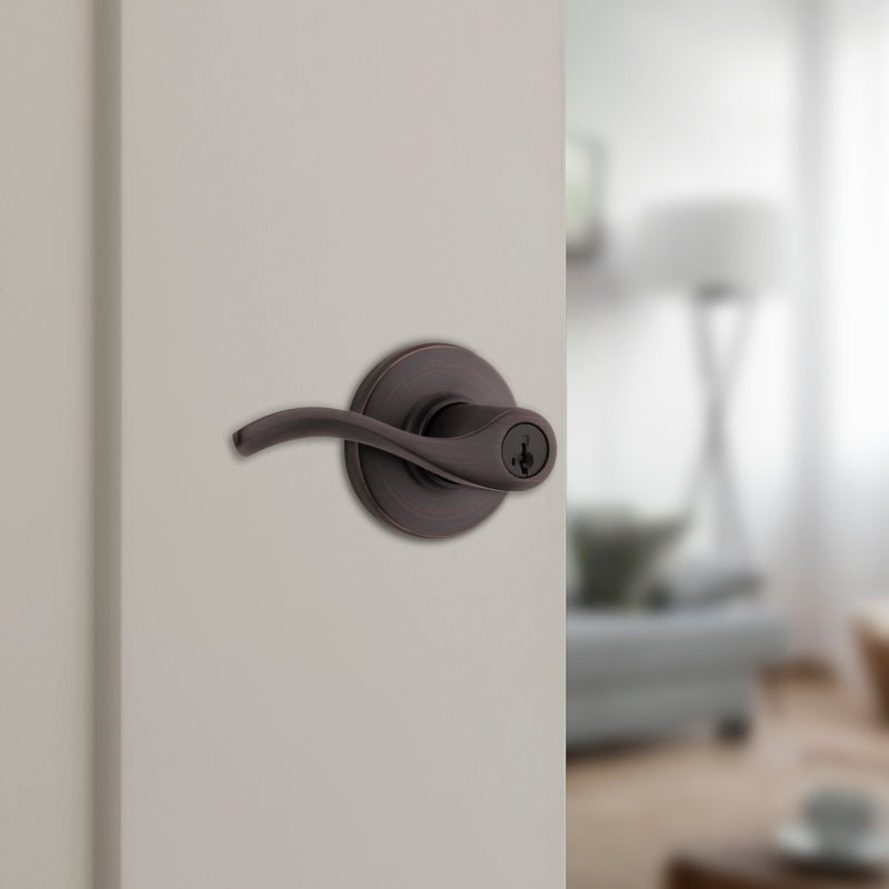 Kwikset 94050-674 Entry Door Lockset, Lever Handle, Venetian Bronze, Zinc, KW1 Keyway, Re-Key Technology: SmartKey