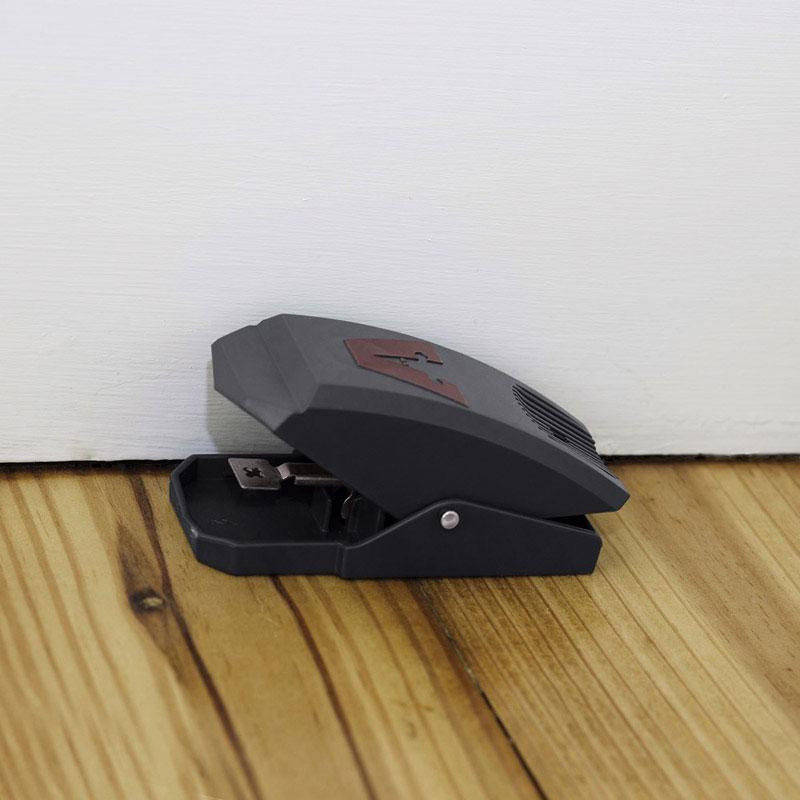 Victor Quick-Set Small Snap Trap For Mice 2 pk, Pack of 12