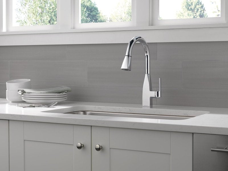 Peerless Xander Series P7919LF-1.0 Pull-Down Kitchen Faucet, 1 gpm, 1-Faucet Handle, 1, 3-Faucet Hole, Zinc, Chrome