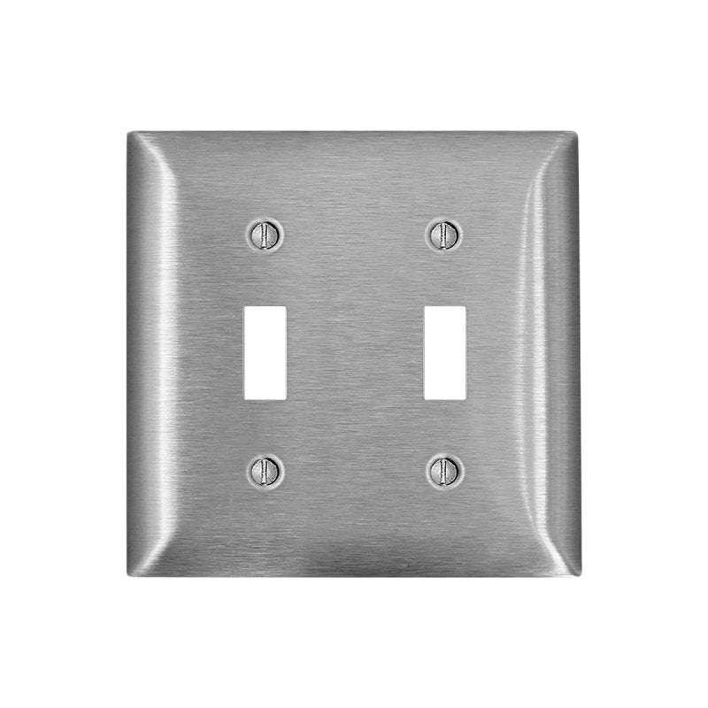 Leviton Lever Edge ECBR2-W Commercial-Grade Duplex Receptacle/Outlet, 2-Pole, 20 A, 125 VAC, NEMA: NEMA 5-20R, White
