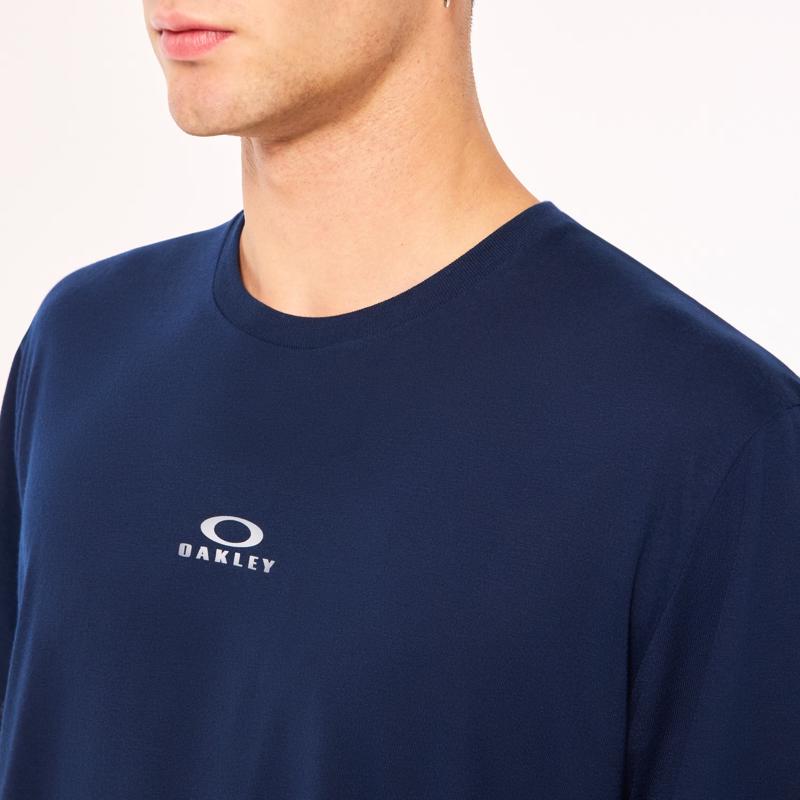 Oakley Bark New XXL Short Sleeve Men's Crew Neck Navy Tee Shirt