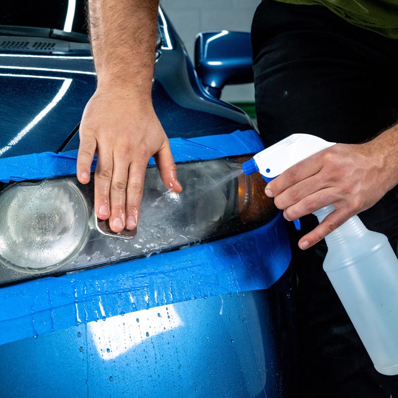 Turtle Wax Glass/Metal/Plastic Headlight Restorer Kit