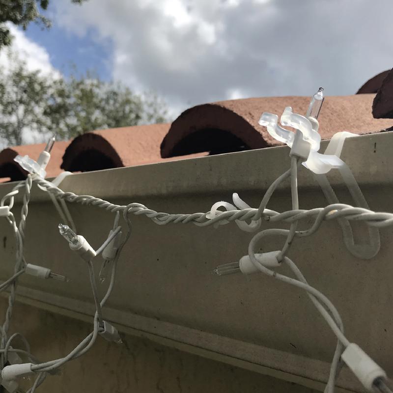 Celebrations Clay Tile Light Clips 25 pk