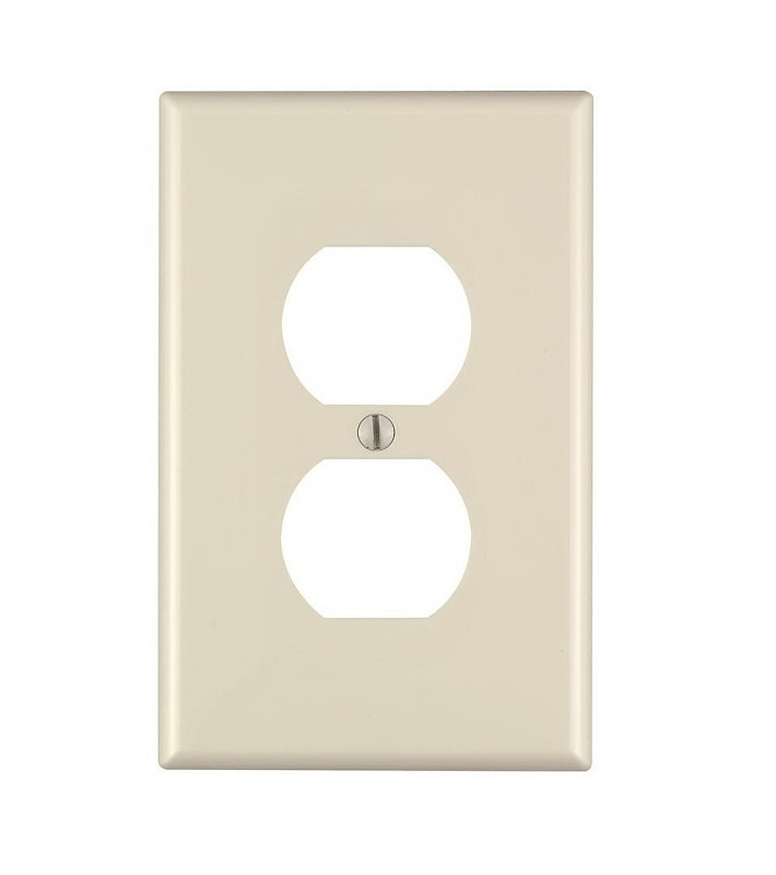 Leviton PJ8-W Wallplate, 4-7/8 in L, 3-1/8 in W, Midway, 1-Gang, Nylon, White, Device Mounting