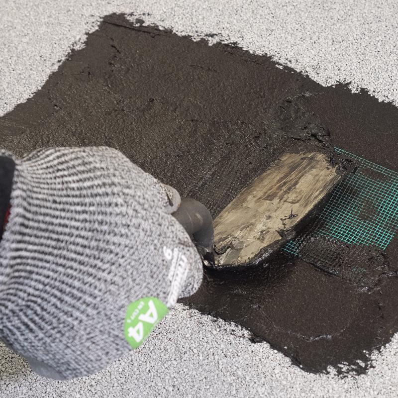 Rust-Oleum 351250 Wet Roof Repair, Black, Liquid, 3.3 gal