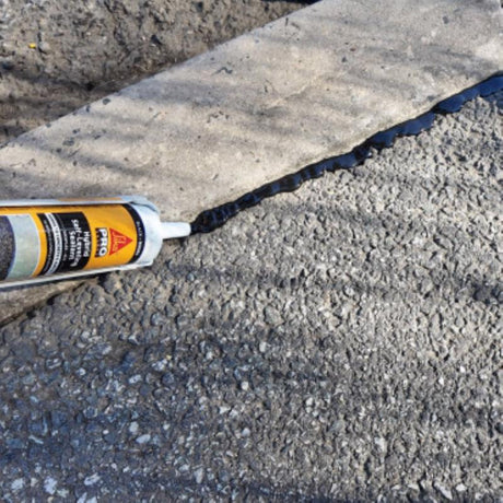 Sika Black Polyurethane Self-Leveling Sealant 9 oz, Pack of 12