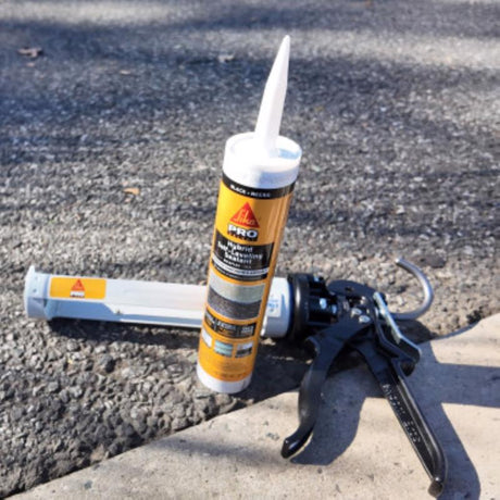 Sika Black Polyurethane Self-Leveling Sealant 9 oz, Pack of 12