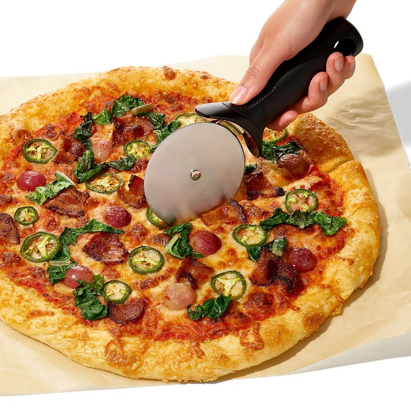 Good Grips 11300900 Pizza Wheel, Stainless Steel Blade, Non-Slip Grip Handle, Dishwasher Safe