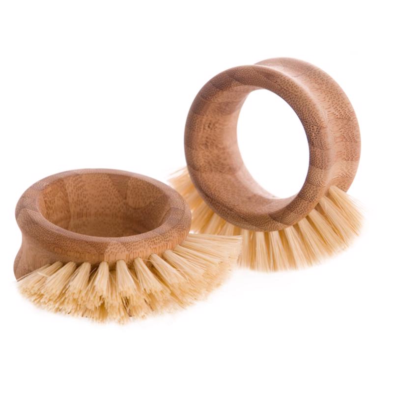 Full Circle The Ring 2.7 in. W Medium Bristle 2.7 in. Bamboo Handle Vegetable Brush