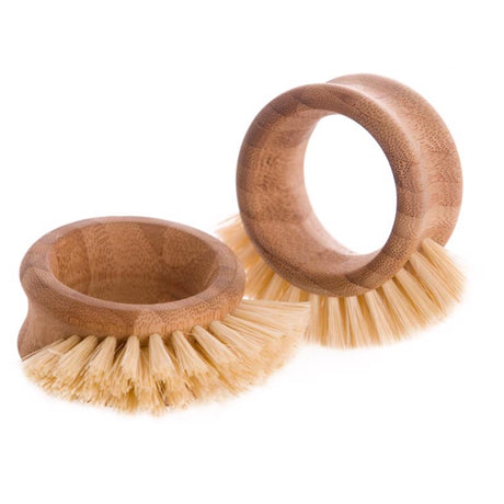 Full Circle The Ring 2.7 in. W Medium Bristle 2.7 in. Bamboo Handle Vegetable Brush