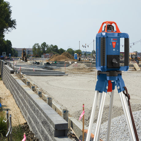 Bosch Revolve900 7 in. L X 6.7 in. W Laser Measure 1000 ft. Assorted 14 pc