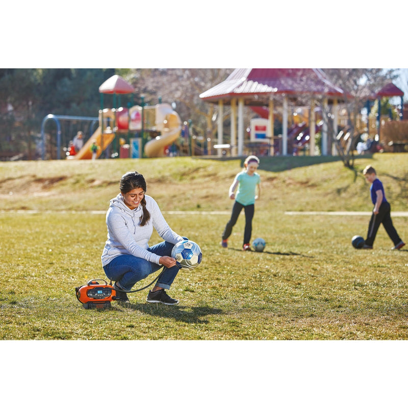 Black+Decker 20 V Inflator