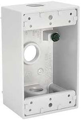 Hubbell 5320-1 Weatherproof Box, 18.3 cu-in, 3-Outlet, 1-Gang, Aluminum, White