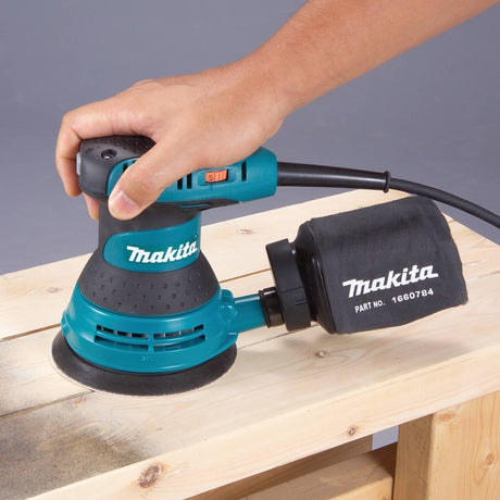 Makita 3 amps Corded 4-13/16 in. Random Orbit Sander