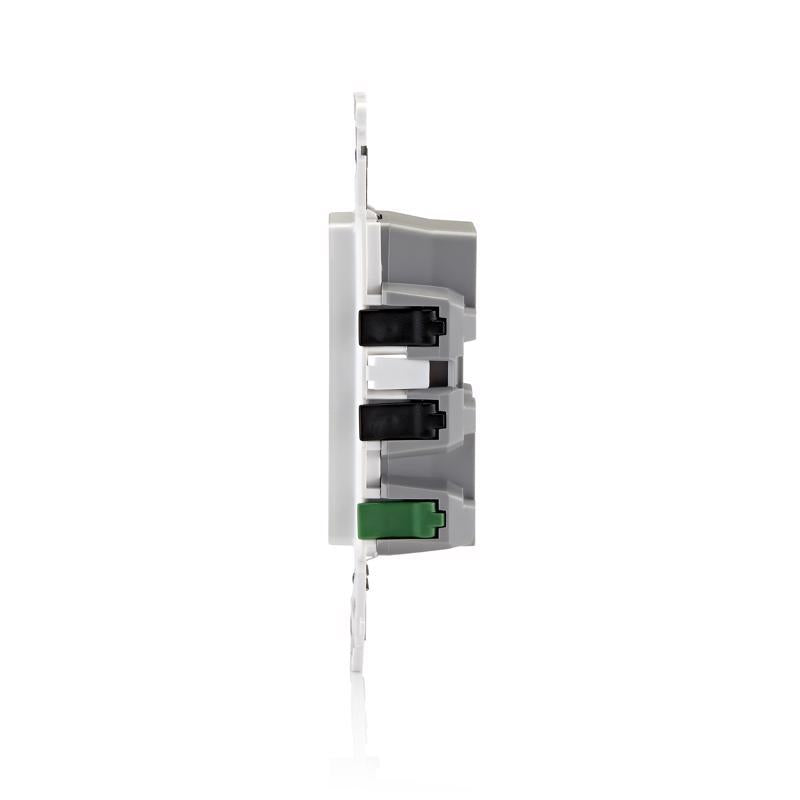 Leviton Lever Edge 15 amps 125 V White Tamper Resistant Outlet 5-15R 1 pk