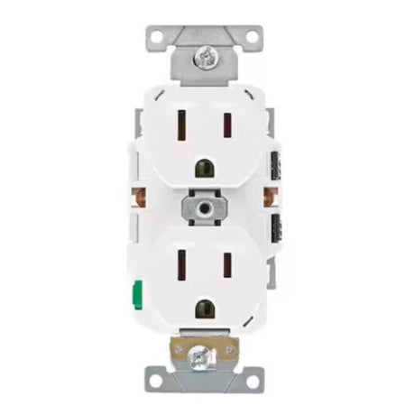 Leviton Lever Edge 15 amps 125 V White Outlet 1 pk