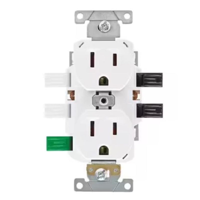 Leviton Lever Edge 15 amps 125 V White Outlet 10 pk