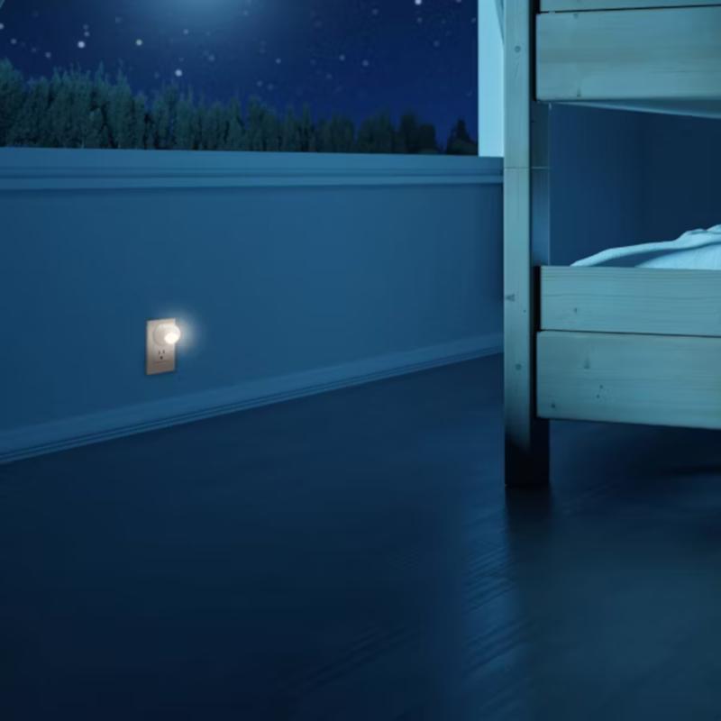 Globe Electric Automatic Plug-in LED Nightlight w/Sensor