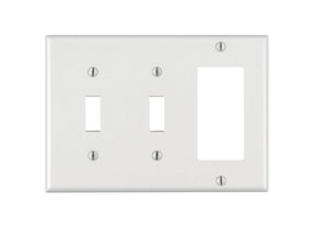 Leviton White 3 gang Thermoset Plastic Decorator/Toggle Wall Plate 1 pk