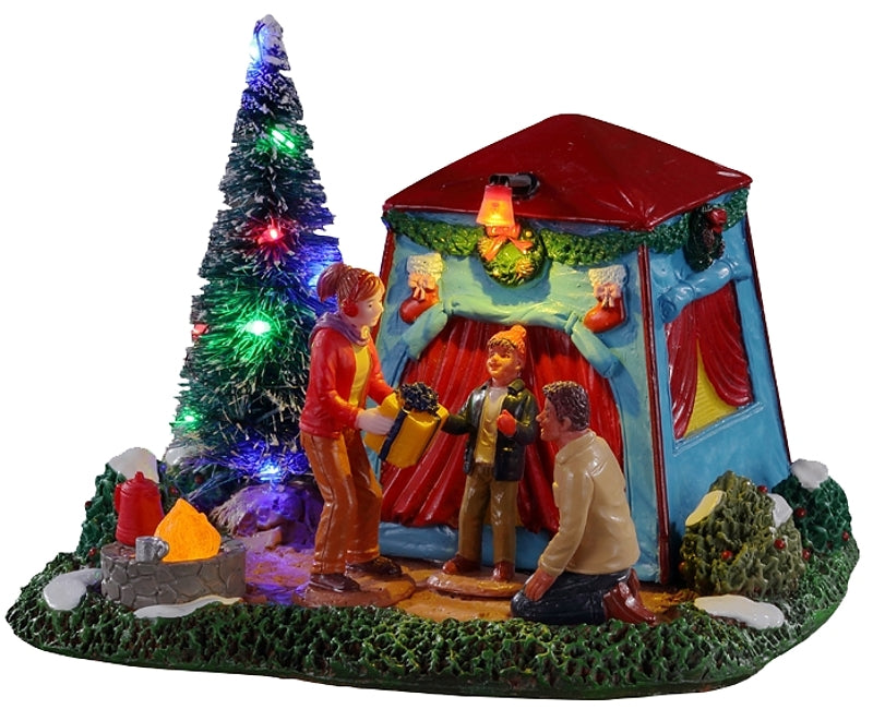 Lemax 14840 The Festive Outdoors Figurine, W/Battery, 4.5 V