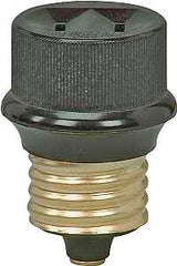 Eaton Wiring Devices 808-BOX Lamp Holder Adapter, Medium Base, 660 W, 1-Outlet