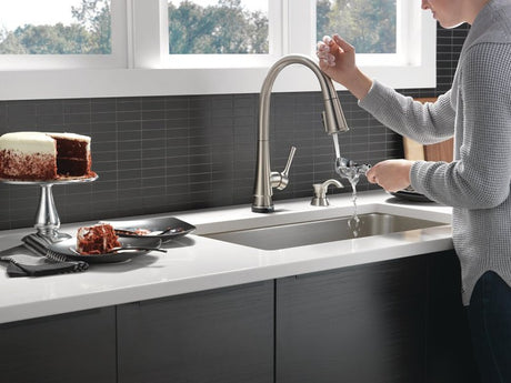 Delta Corwin 19856TZ-SPSD-DST Pull-Down Kitchen Faucet, 1.8 gpm, 1-Handle, 1, 3-Faucet Hole