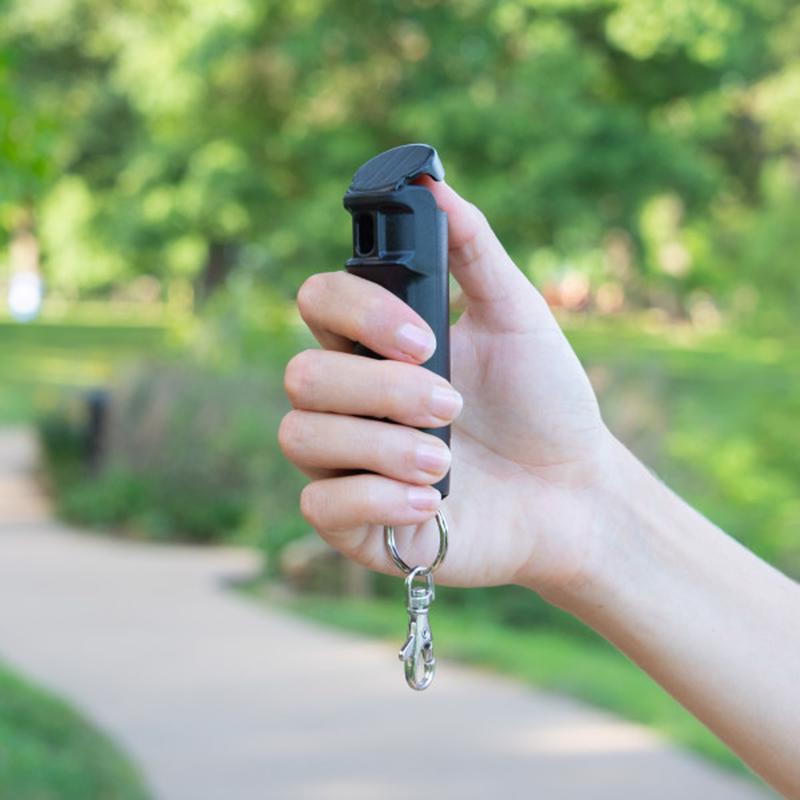 Sabre Pepper Gel Black Aluminum/Plastic Flip Top Keychain