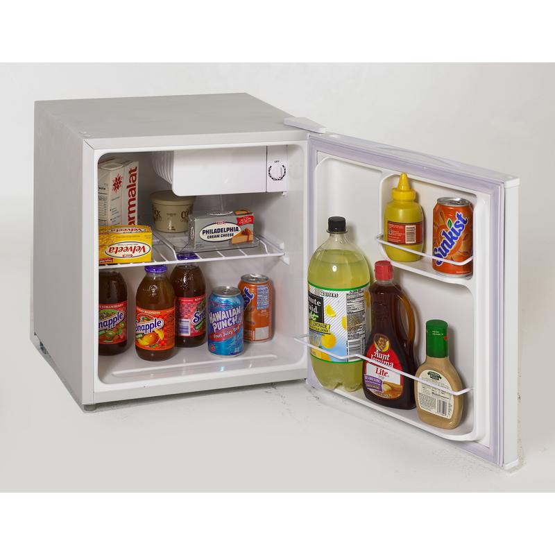 Avanti 1.6 cu ft White Steel Compact Refrigerator 200 W
