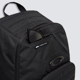 Oakley Enduro Black Backpack 18.5 in. H X 12.6 in. W