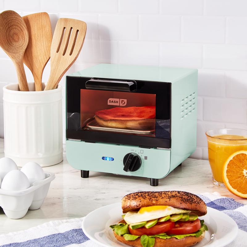 Dash Metal Blue 1 slot Toaster Oven 7 in. H X 6 in. W X 8 in. D