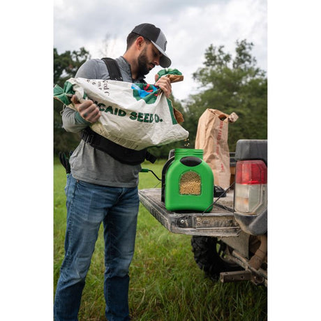 Hooyman Broadcast Chest Mount Spreader For Fertilizer/Ice Melt/Seed 35 lb. capacity, Pack of 2