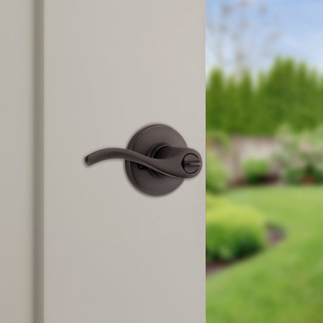 Kwikset 94050-674 Entry Door Lockset, Lever Handle, Venetian Bronze, Zinc, KW1 Keyway, Re-Key Technology: SmartKey