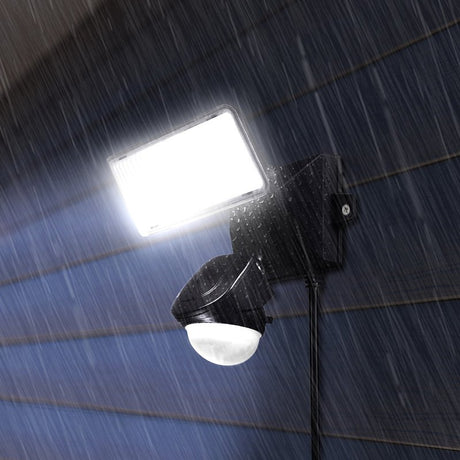 globe 17000198 Security Light, 120 V, 14 W, 1 -Lamp, LED Lamp, Daylight, 1200 Lumens, 4000 K Color Temp, Plastic Fixture